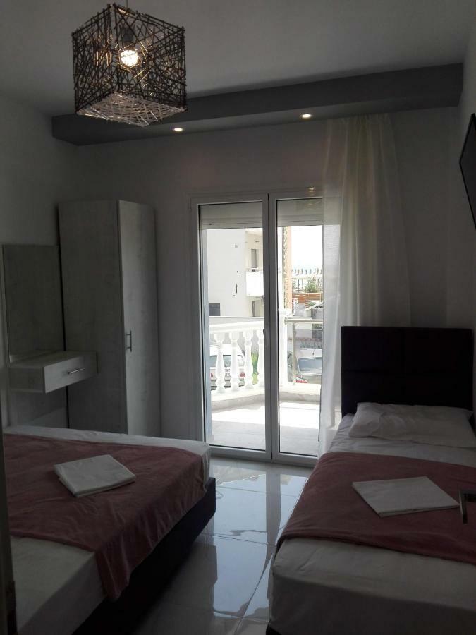 Milla Lux 1 Apartment Paralia Katerinis Luaran gambar